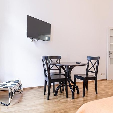 Central Elegance 2 Bedroom Apt At Vienna'S Vibrant Center エクステリア 写真