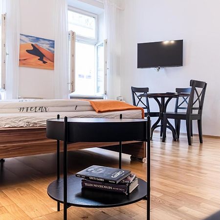 Central Elegance 2 Bedroom Apt At Vienna'S Vibrant Center エクステリア 写真