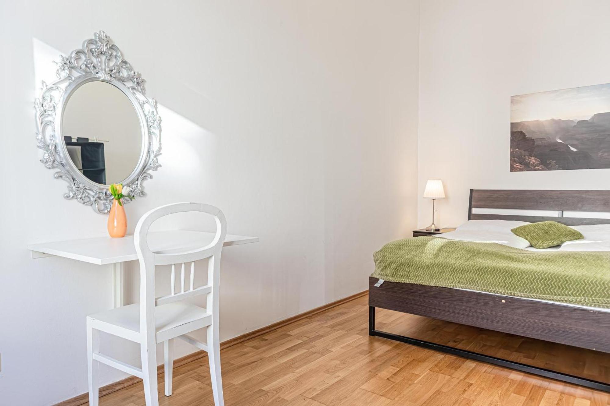 Central Elegance 2 Bedroom Apt At Vienna'S Vibrant Center エクステリア 写真