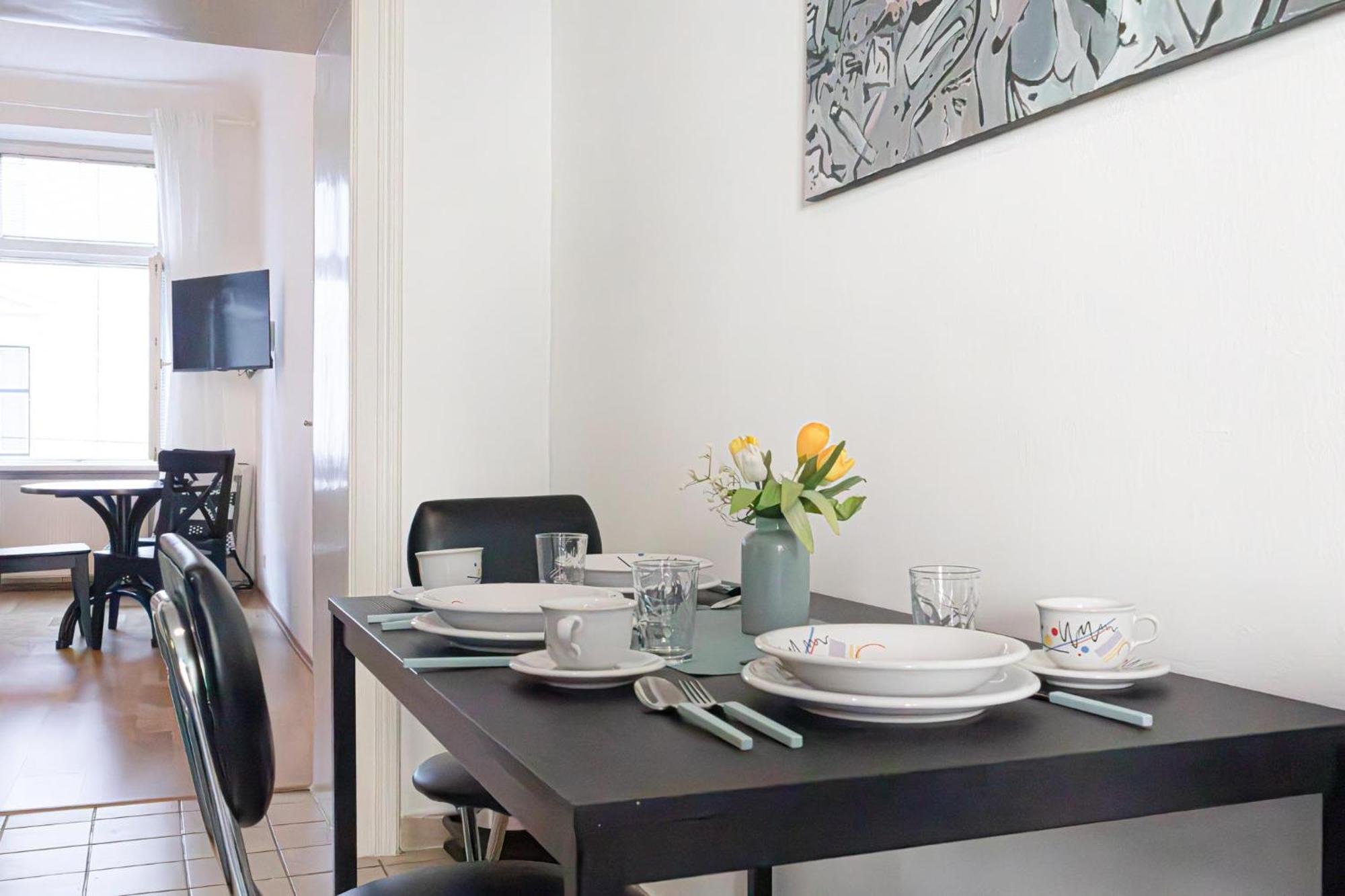 Central Elegance 2 Bedroom Apt At Vienna'S Vibrant Center エクステリア 写真