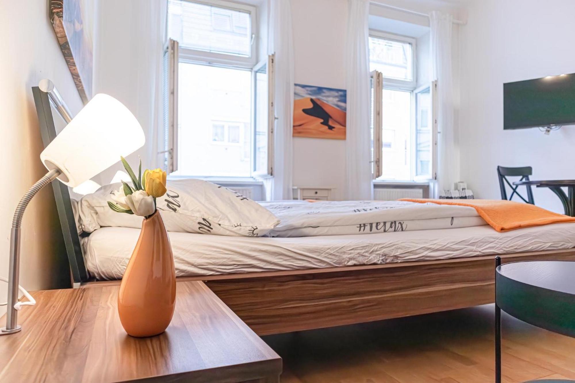 Central Elegance 2 Bedroom Apt At Vienna'S Vibrant Center エクステリア 写真