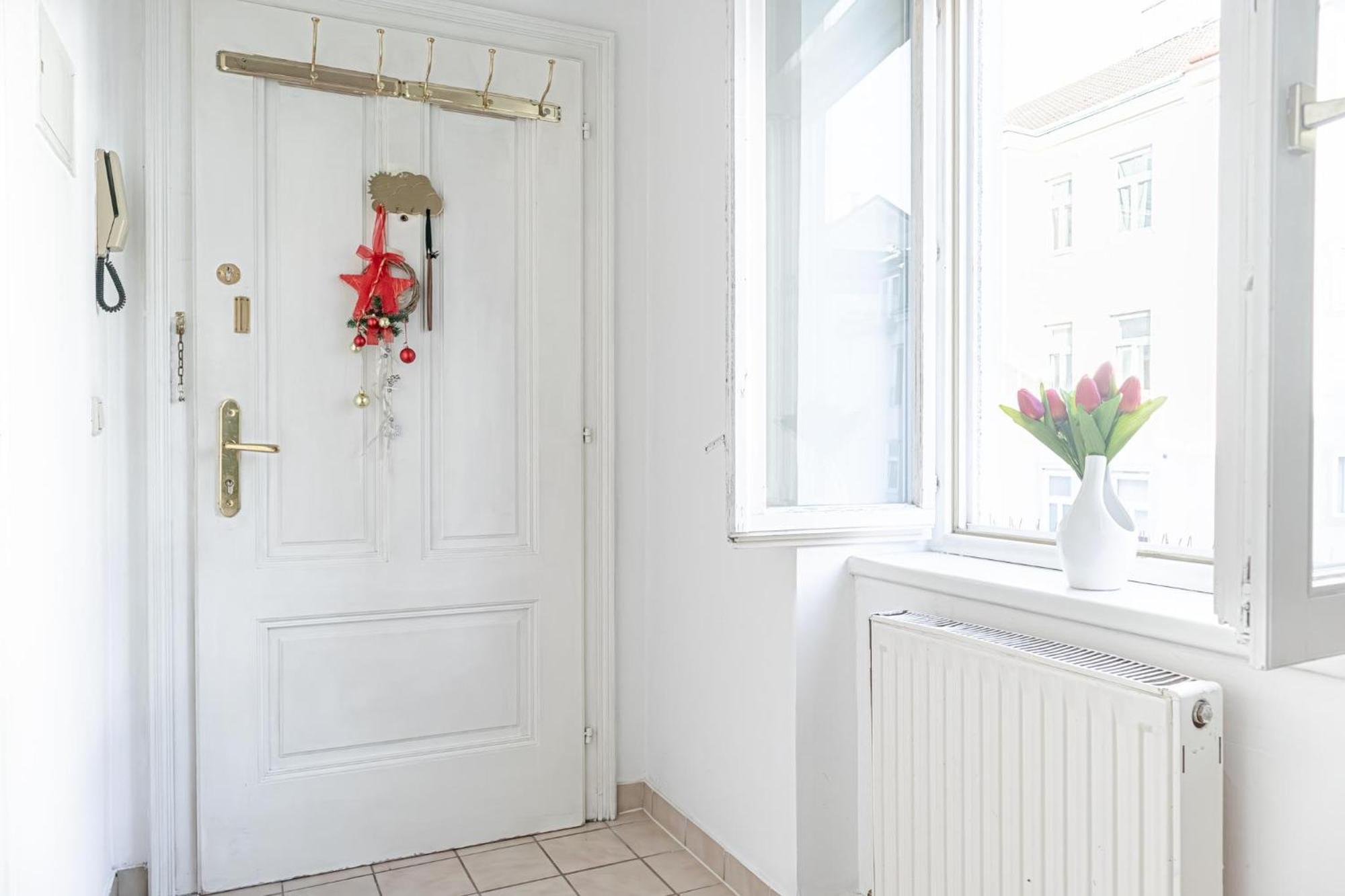 Central Elegance 2 Bedroom Apt At Vienna'S Vibrant Center エクステリア 写真